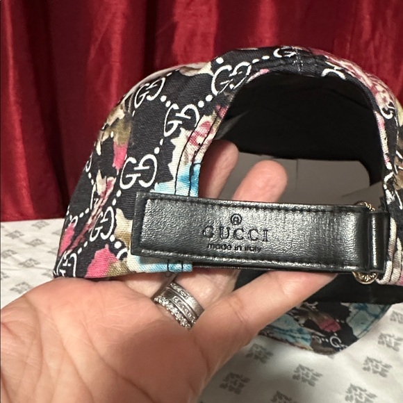 NWOT…New Fashion Inspired Item (HAT) - Picture 4 of 5